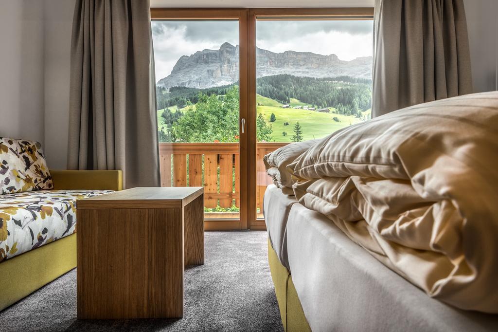 Hotel Miramonti باديا المظهر الخارجي الصورة